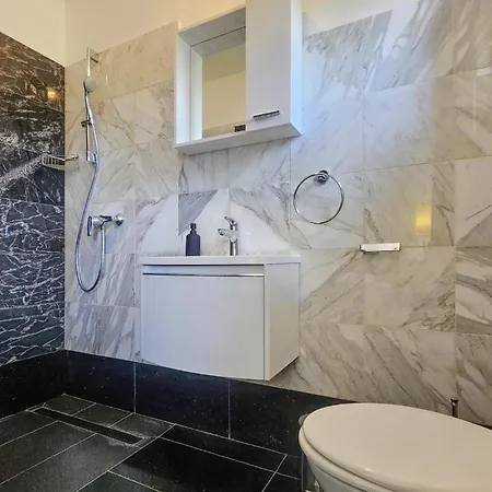 Lovely In With Wifi Kučiće